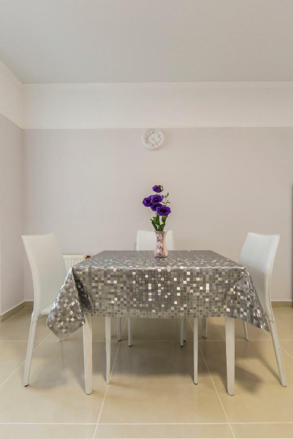 Apartments Kiev Екстер'єр фото
