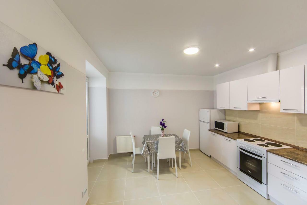 Apartments Kiev Екстер'єр фото
