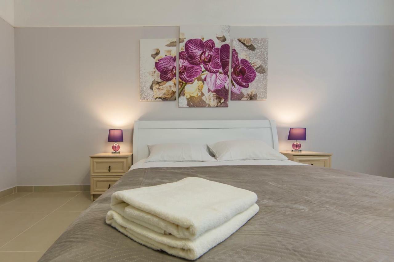 Apartments Kiev Екстер'єр фото